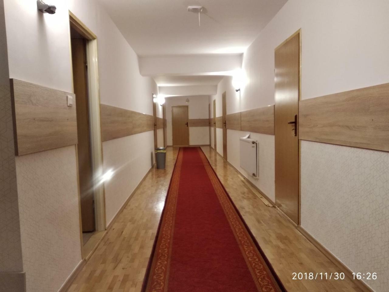 Hotelik Krakowiak Jaroslaw Ngoại thất bức ảnh