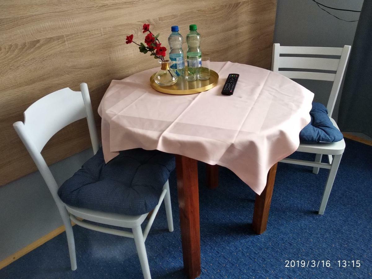 Hotelik Krakowiak Jaroslaw Ngoại thất bức ảnh